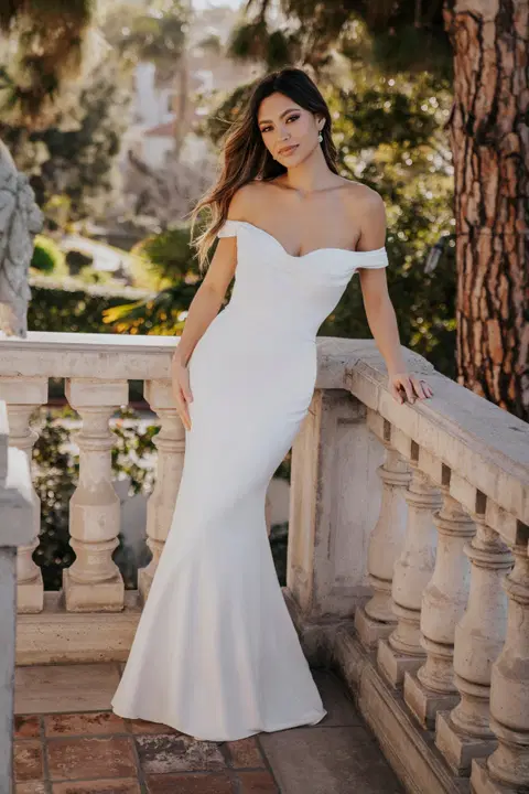 Style R3653 wedding dress by Allure Romance, mermaid, crepe