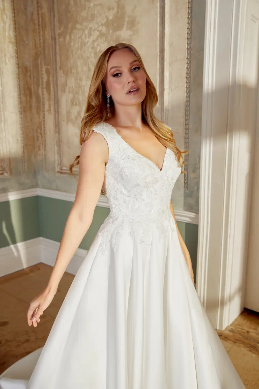 44547 by Sincerity Bridal - view 2 of 8