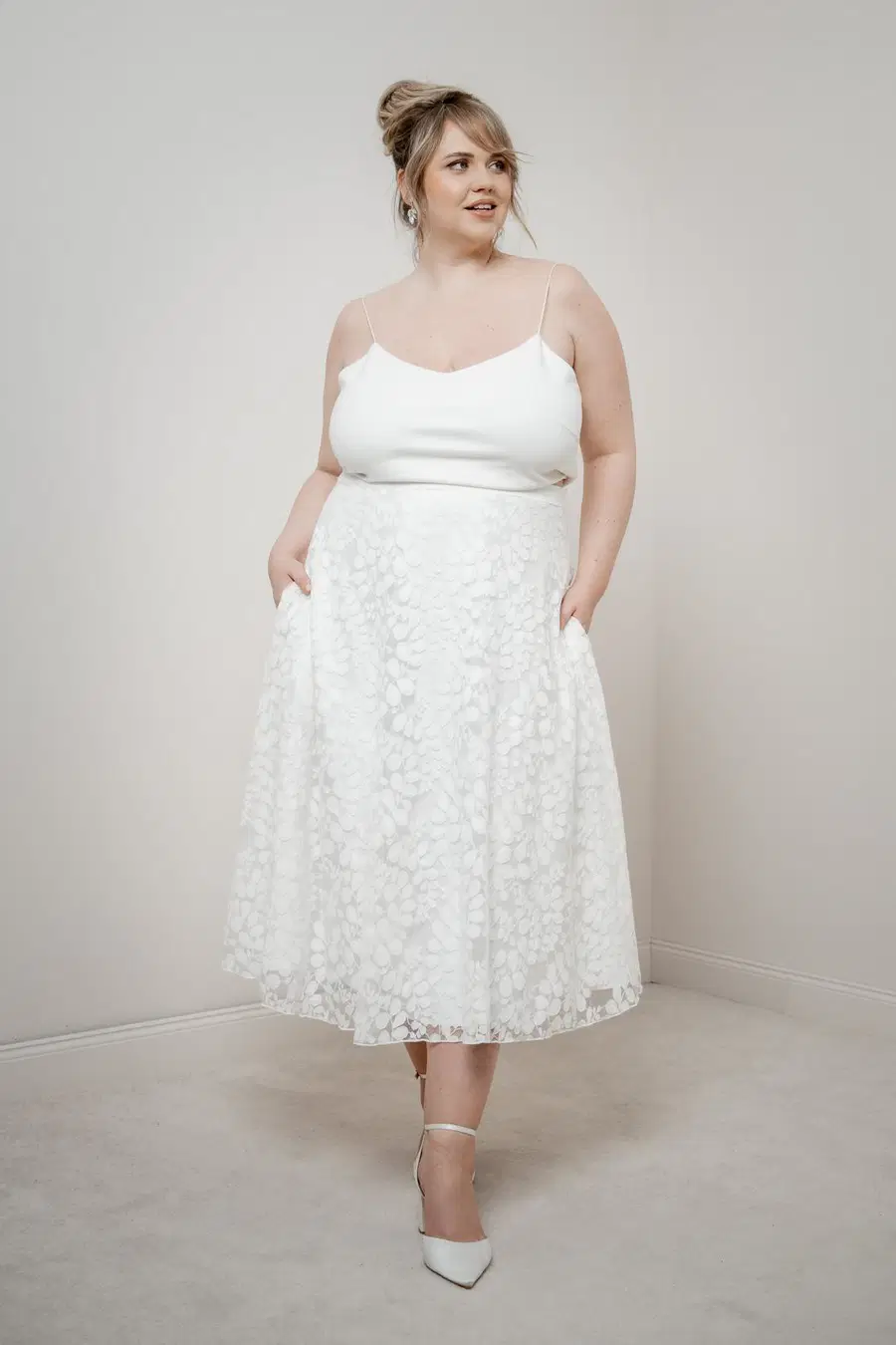 Top Corie Cropped Curvy by noni - view 2 of 7