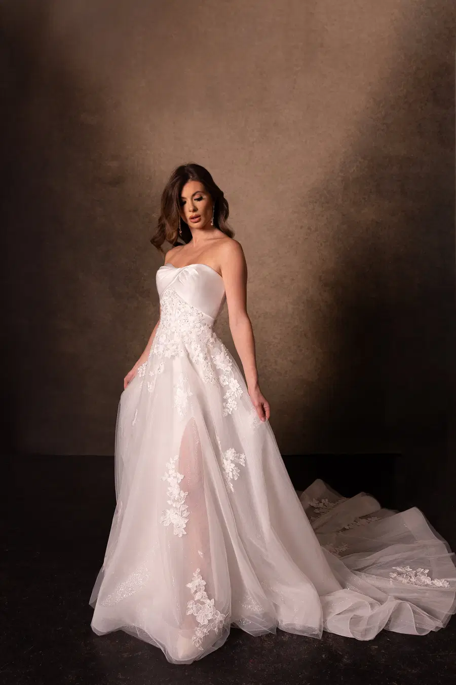 RB3229 by Rachel Allan: A-Line silhouette, tulle