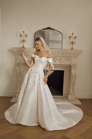 Huntington by Casablanca Bridal - view 3 of 9