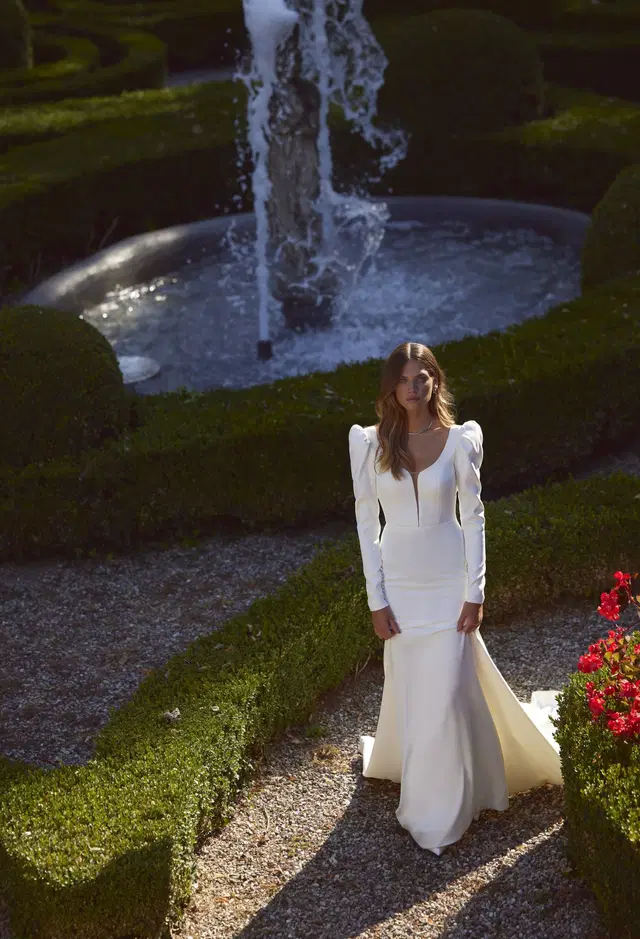 Belinda 24-002(3) by Ricca Sposa Atelier: Fit & Flare silhouette, V-neck neckline, long sleeves, satin