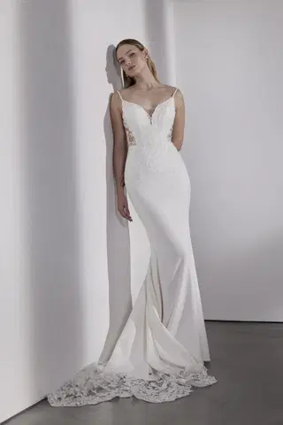 Kent by Avenue by Josephine Scott - view 2 of 5
