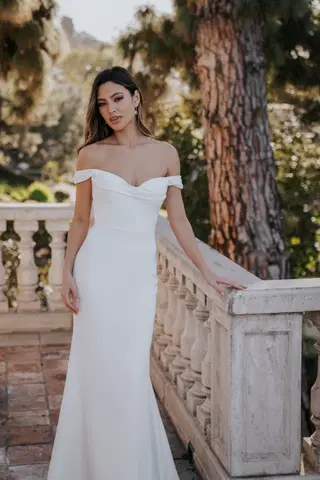 R3653 by Allure Romance - view 2 of 7