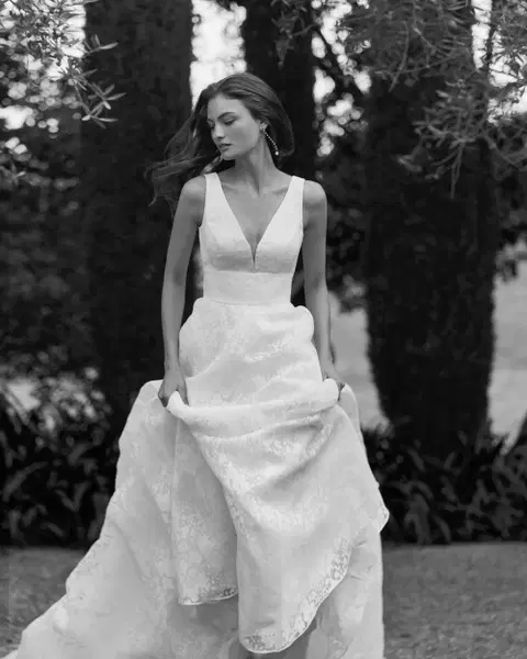 Minerva Brautkleid von Alma Novia, Ballkleid, Spitze