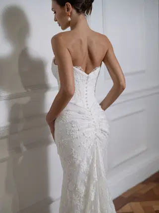 Tara by Avenue by Josephine Scott - view 4 of 5