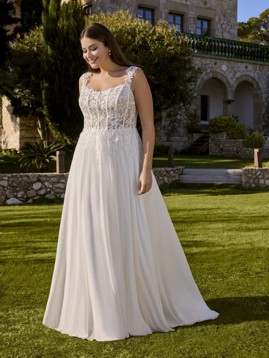 LELIDA by Ladybird: A-Line silhouette, square neckline, sleeveless, lace