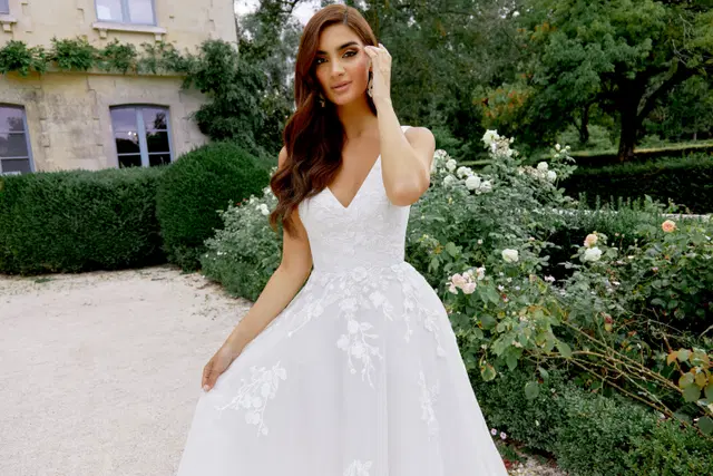 44525 by Sincerity Bridal - view 10 of 11