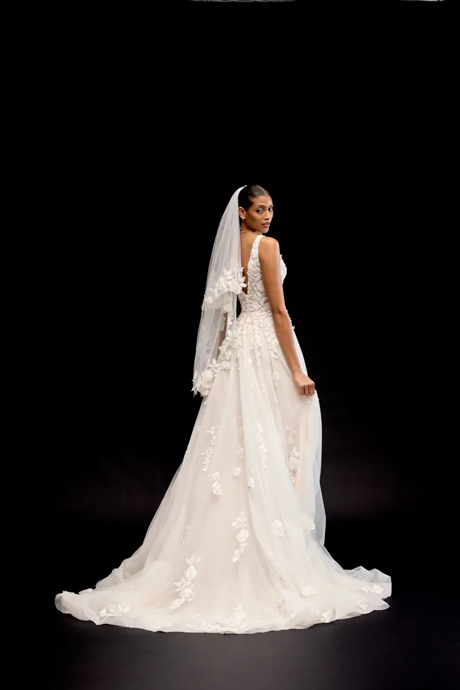 Hesper by Justin Alexander - view 5 of 8