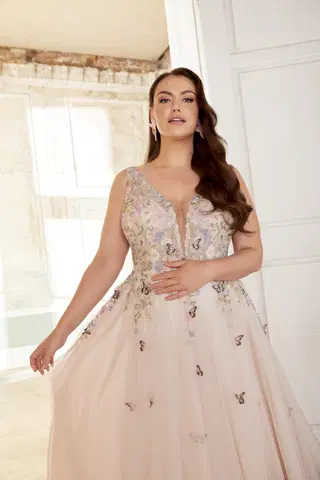 44530 by Sincerity Bridal - view 3 of 10