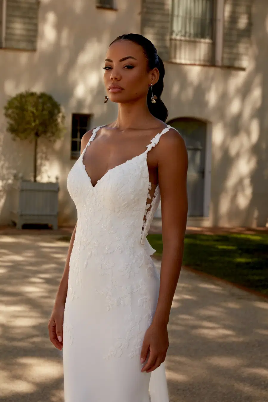 44594 by Sincerity Bridal - view 3 of 5