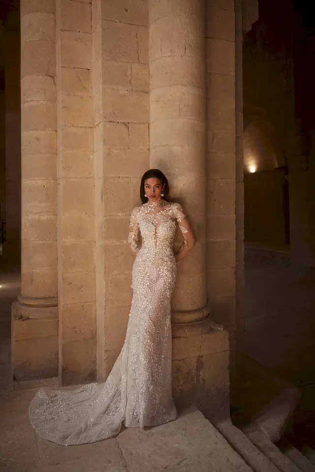 Colette Marchand by Innocentia Divina: Straight silhouette, semi sweetheart neckline, sleeveless, lace