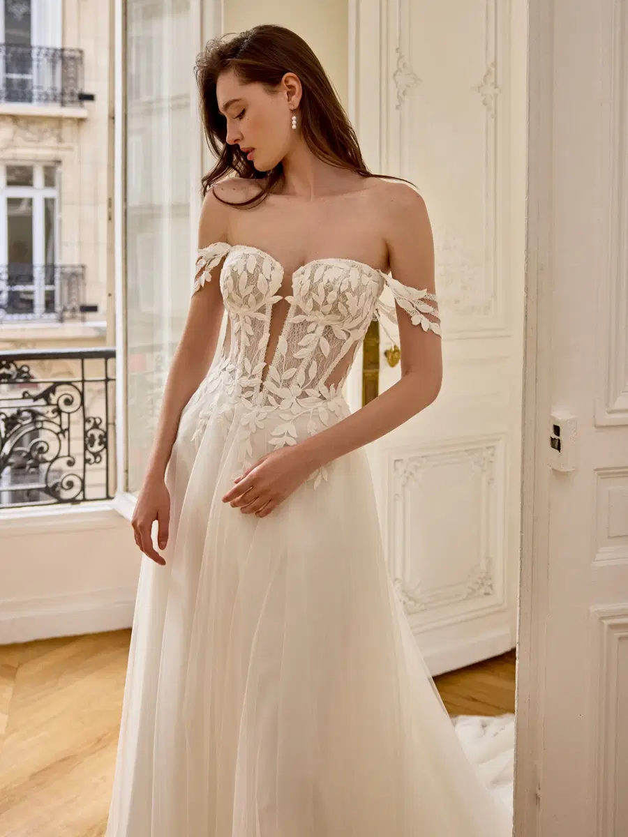 Rosalie by Adore - view 3 of 7