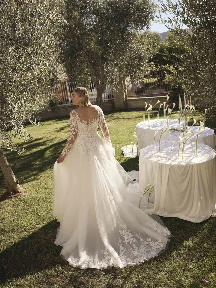 Naline von Modeca Bridal - Ansicht 2 von 4