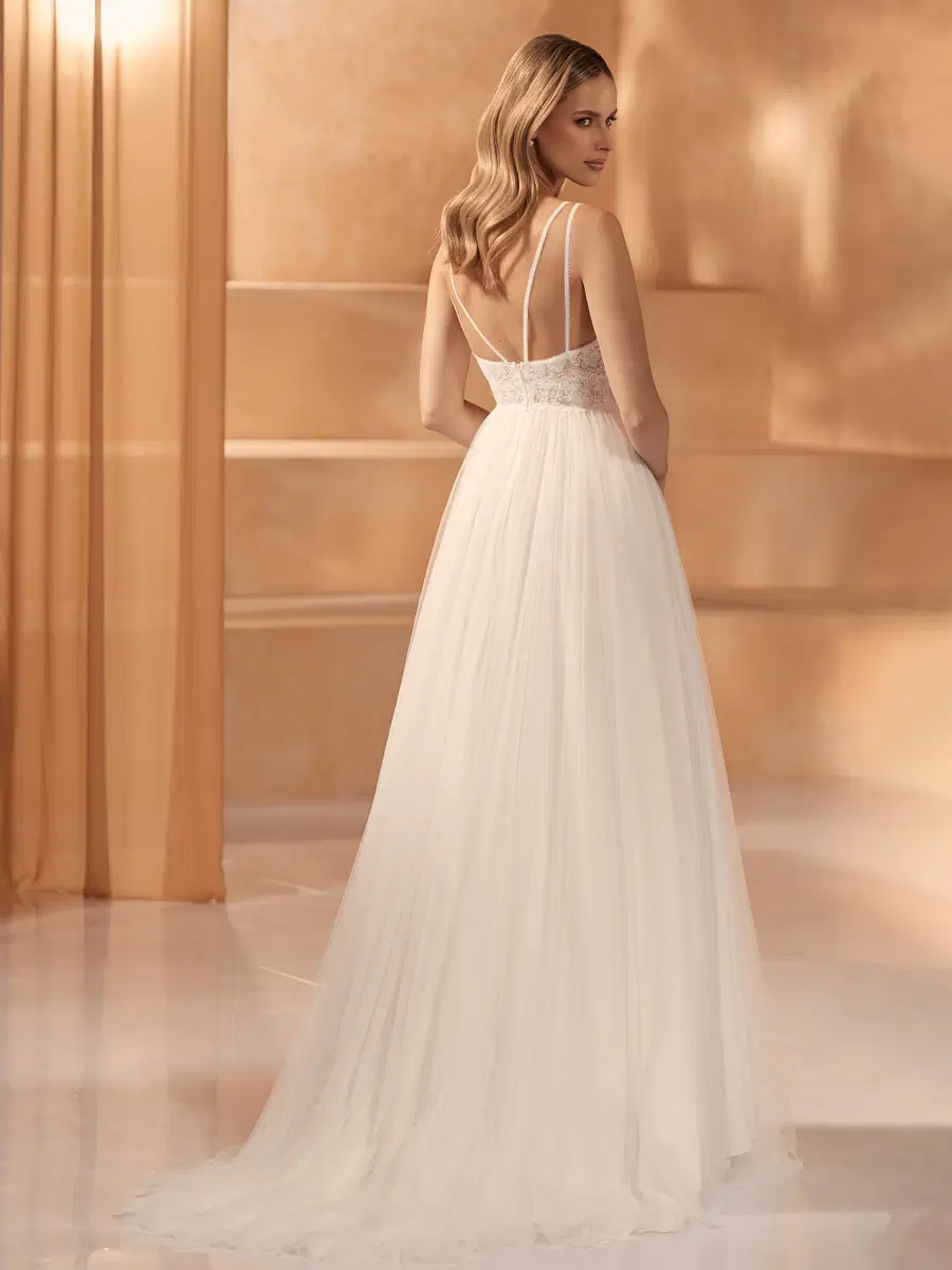 MARTHA by Bianco Evento - view 2 of 4