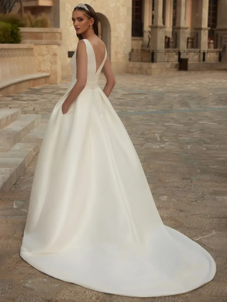 OPAL by Bianco Evento - view 2 of 3