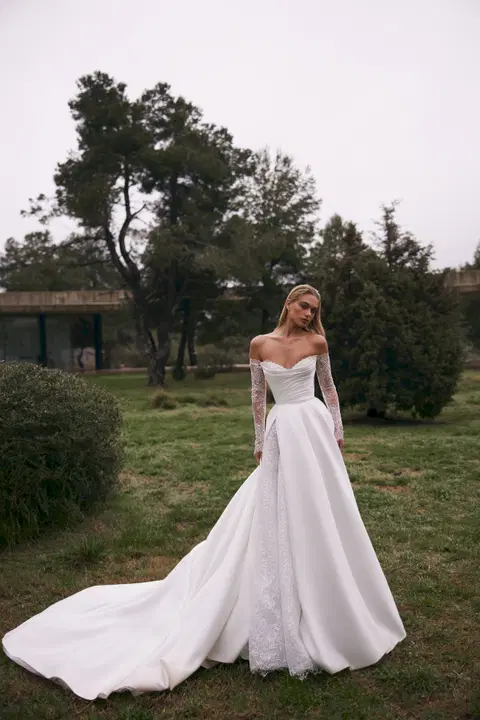Aston wedding dress by Eva Lendel, A-line, lace