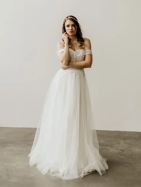 Holly wedding dress by Esther Hofmann, A-line, tulle