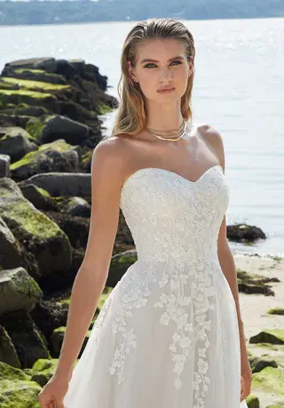 Posey by Mori Lee - view 3 of 5