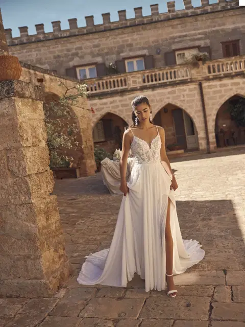 Miriam Brautkleid von Modeca Bridal, A-Linie, Spitze