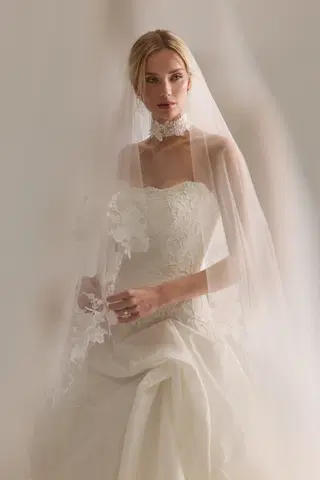 Celinde by Josephine Scott - view 6 of 8