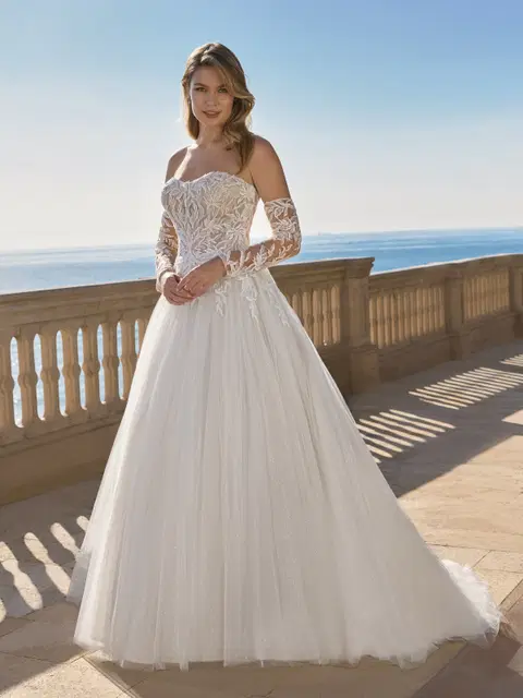 Vered wedding dress by Ladybird, princess, tulle