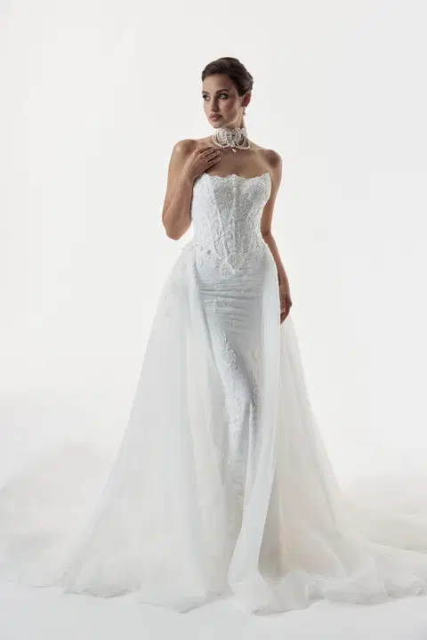 Belle wedding dress by Josephine Scott, mermaid, lace