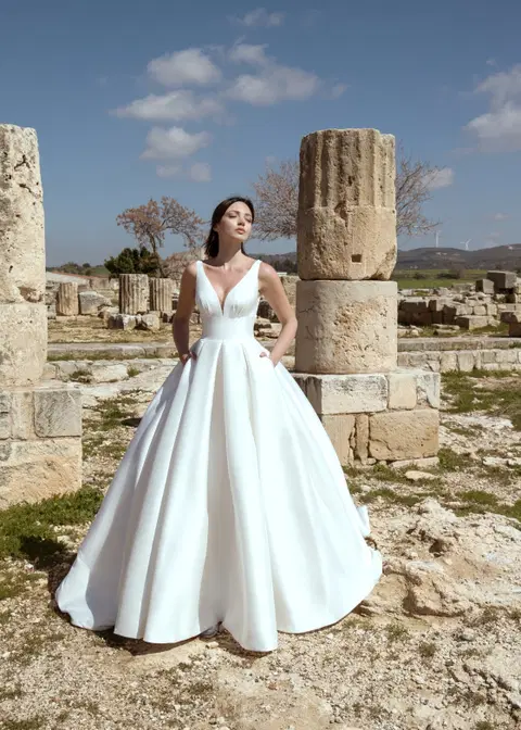 Sorrento wedding dress by Dando London, ball gown, mikado