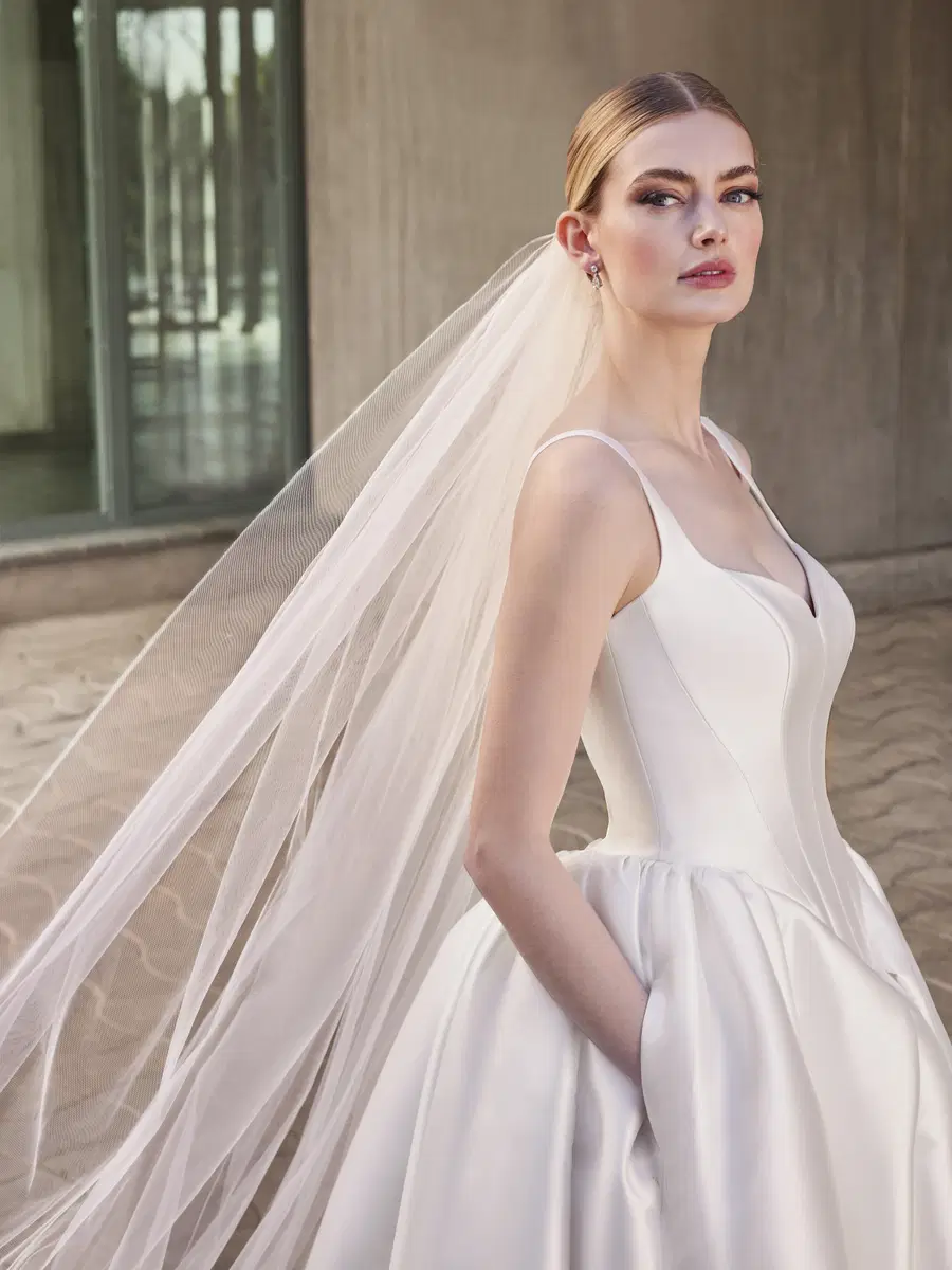 CANDACE by Pronovias - view 3 of 4