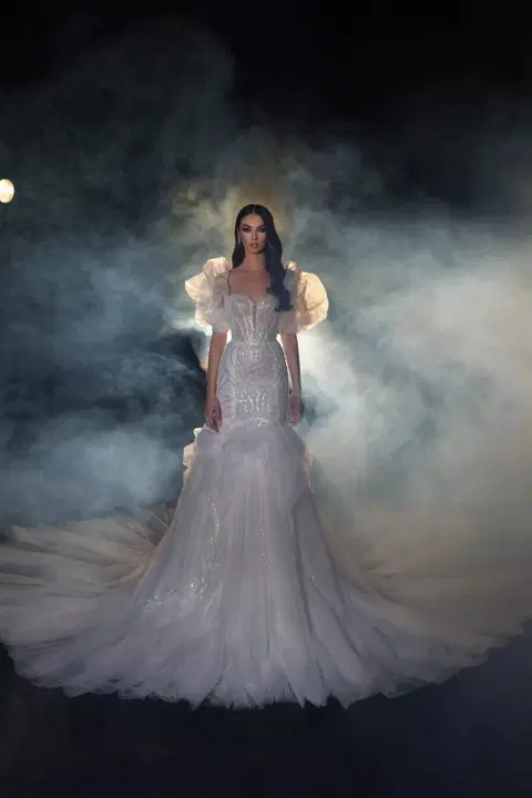 Style R 24-003 wedding dress by Ricca Sposa, fit & flare, lace