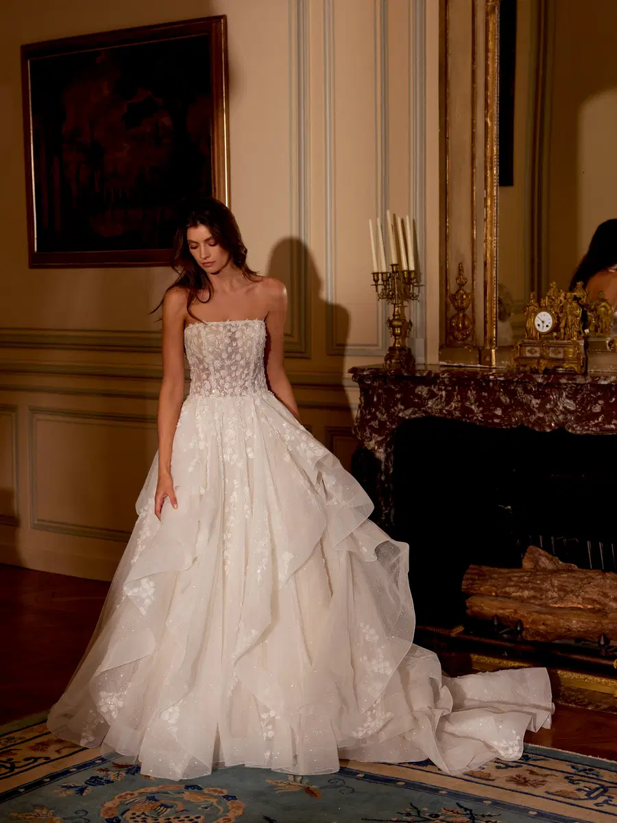Jaelyn by Justin Alexander: Ball Gown silhouette, straight neckline, sleeveless, tulle