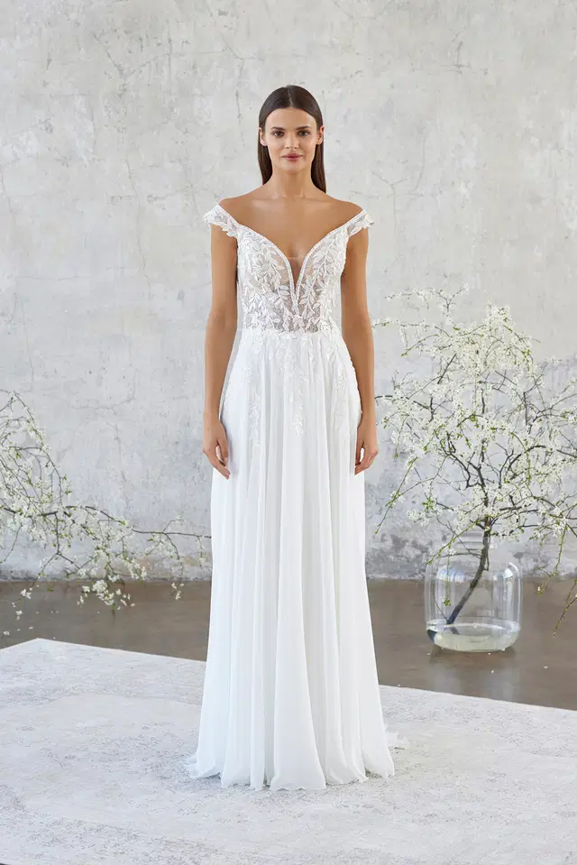E-5294 by Elizabeth Passion: A-Line silhouette, deep V-neck neckline, cap sleeves, lace