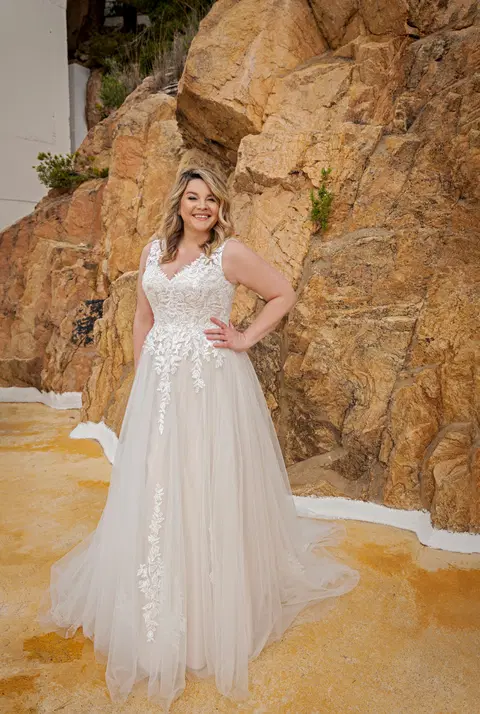 Style LB220 wedding dress by Lohrengel, A-line, lace