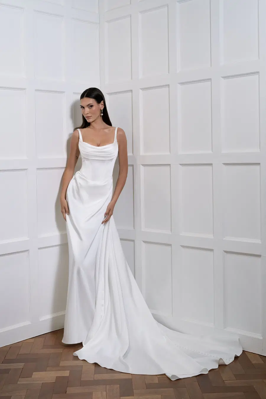 Mila by Avenue by Josephine Scott: Trumpet silhouette, sweetheart neckline, sleeveless, satin