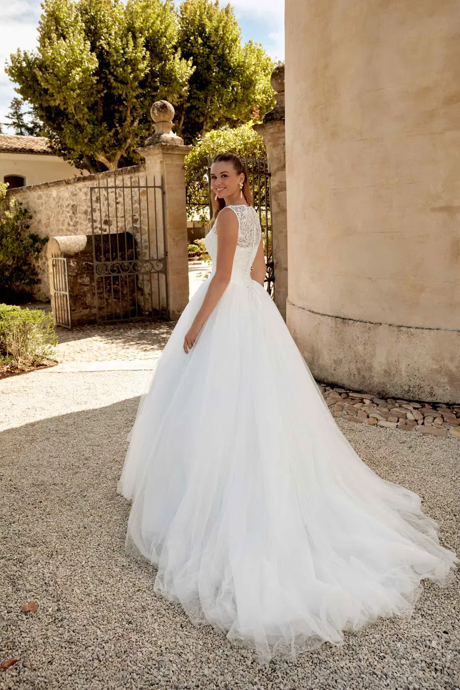 44579 by Sincerity Bridal - view 2 of 8