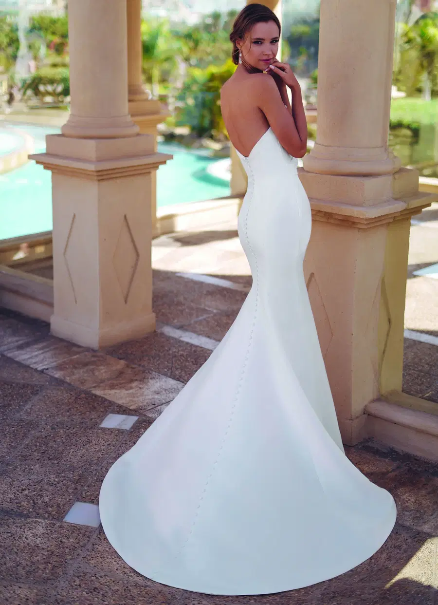 STELLA by Enzoani - view 6 of 6