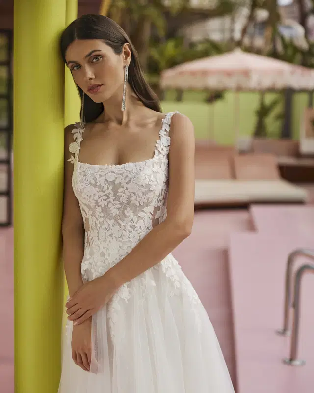 Jet by Luna Novias - view 3 of 3