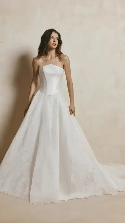 Suri wedding dress by Anna Kara, two-piece, mikado