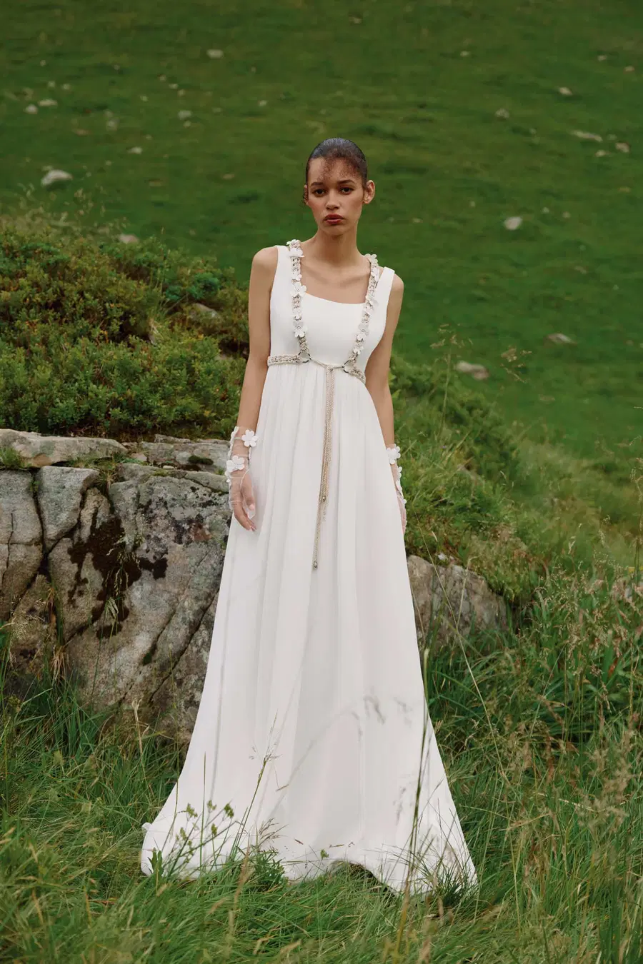 Francesca by Ariamo Boho: A-Line silhouette, square neckline, short sleeves, chiffon