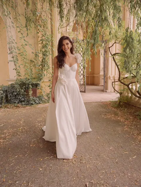 Style TO-2039T wedding dress by Agnes, ball gown, satin