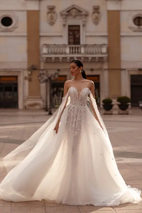 Opulent wedding dress by Carfelli, lace
