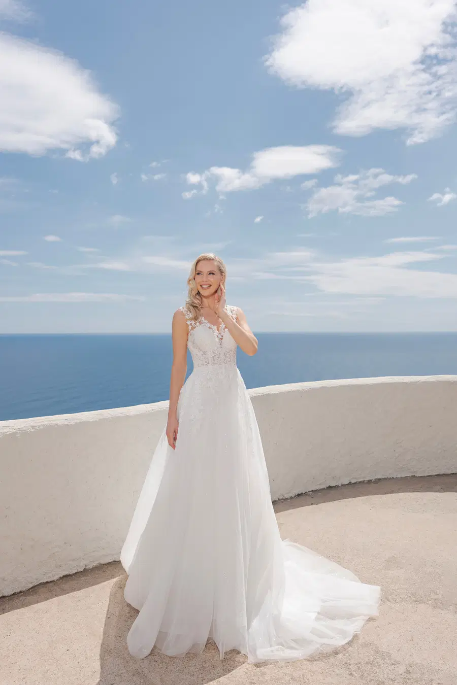 B2420 by Amera Vera: A-Line silhouette, V-neck neckline, sleeveless, lace
