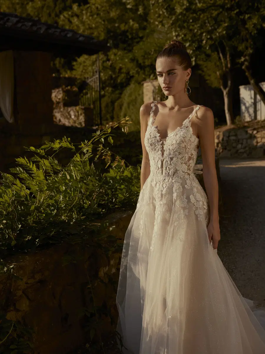 Dafna by Modeca Bridal - view 4 of 6
