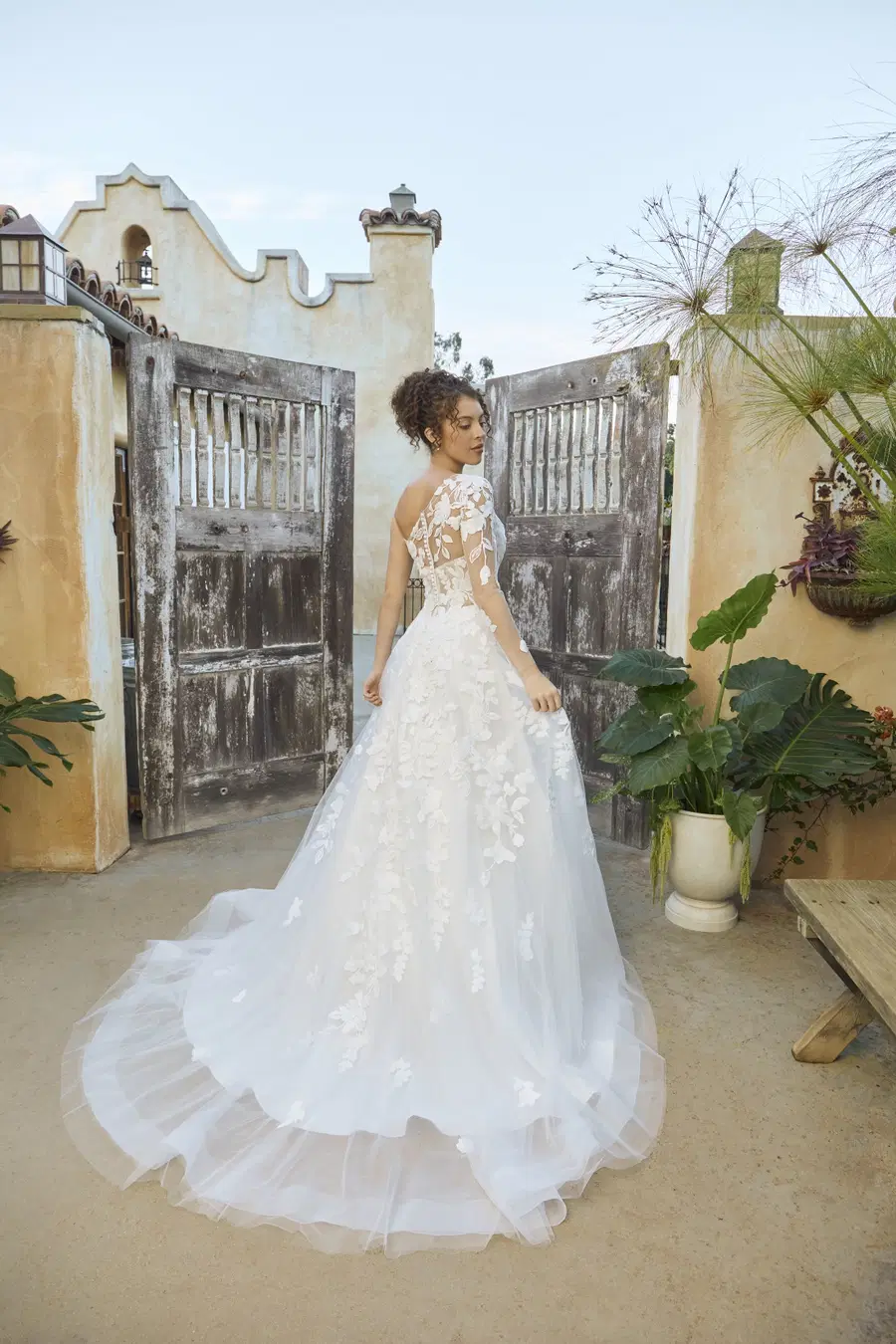Solana by Beloved by Casablanca - view 5 of 8