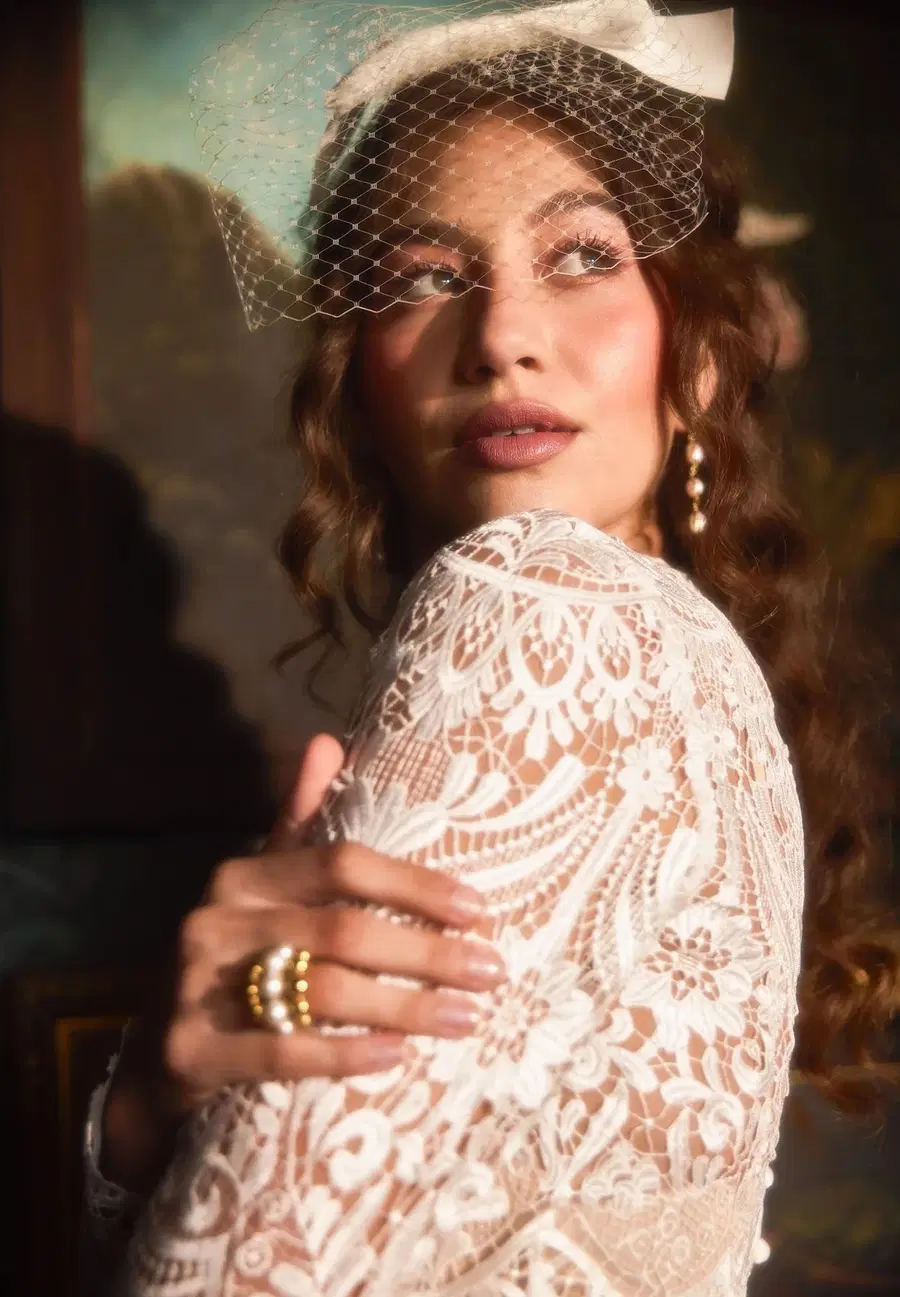 Bernice Topper by Catherine Deane - view 5 of 7