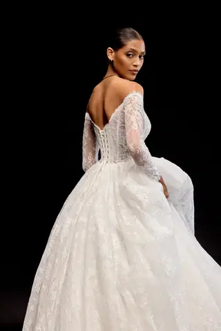 Miyako by Justin Alexander - view 6 of 8