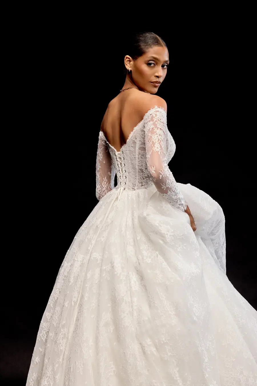 Miyako by Justin Alexander - view 6 of 8