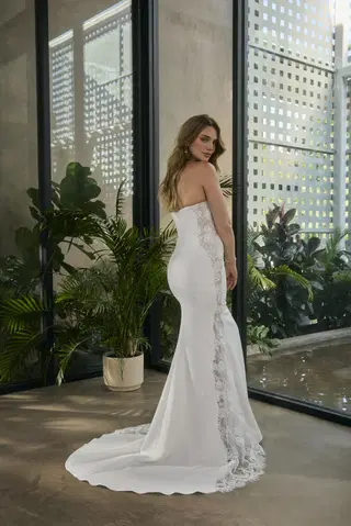 BL499 by Beloved by Casablanca - view 5 of 8