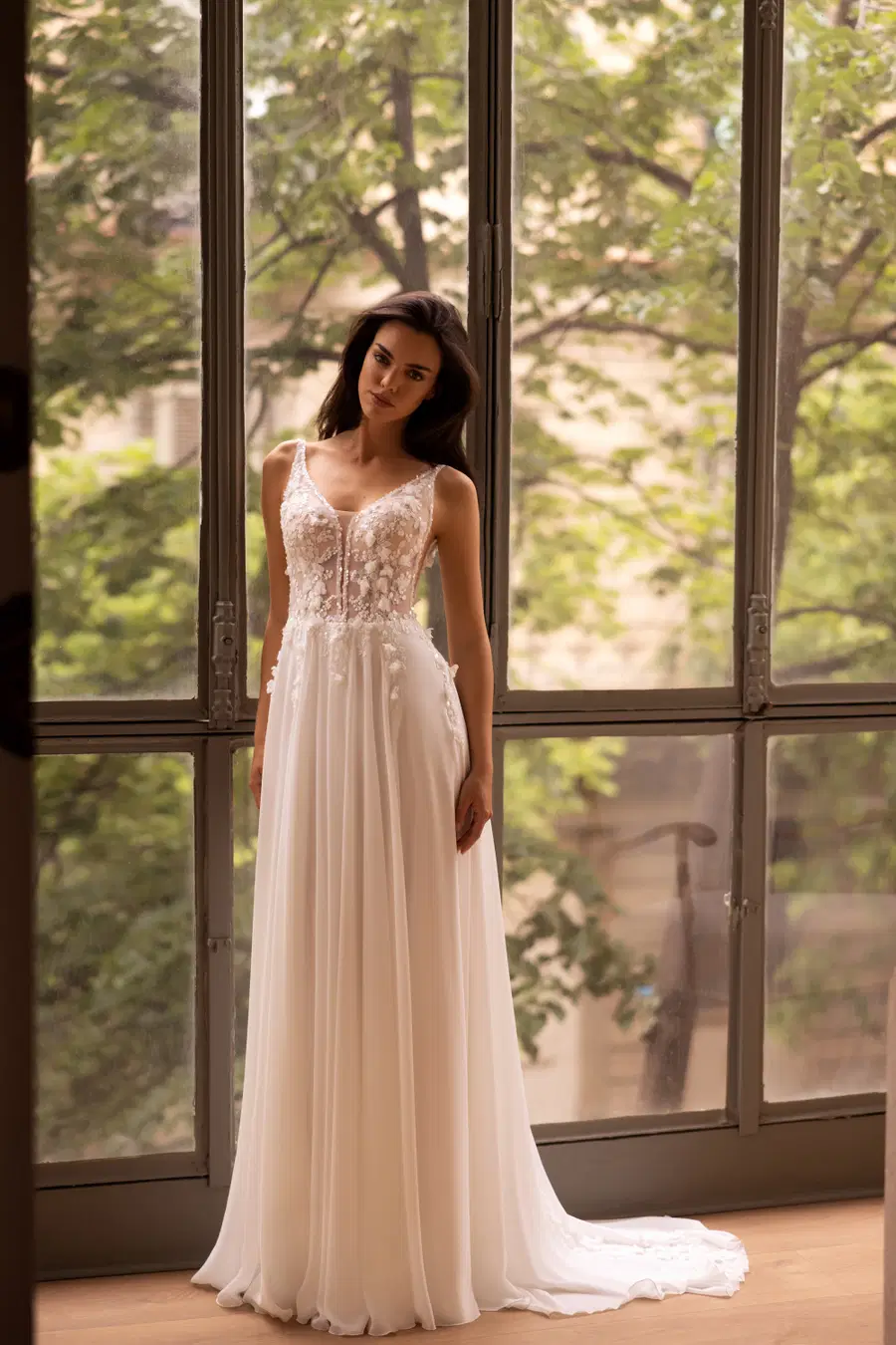 E-5459 by Elizabeth Passion: A-Line silhouette, V-neck neckline, sleeveless, tulle