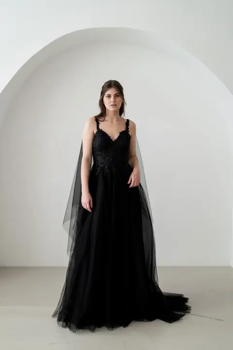April Black wedding dress by Esther Hofmann, A-line, tulle